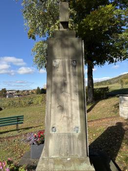 Kriegerdenkmal (Brattendorf/Auengrund)